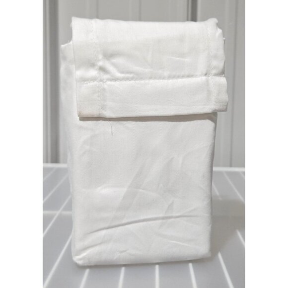 Threshold White Sateen Cotton Performance 2 Standard Pillowcase Count Set NWOT - Picture 1 of 6